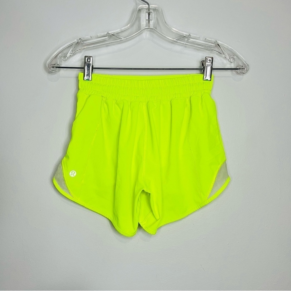 Lululemon Hotty Hot Short II *Long 4" Florid Flash size 2 - Picture 2 of 5